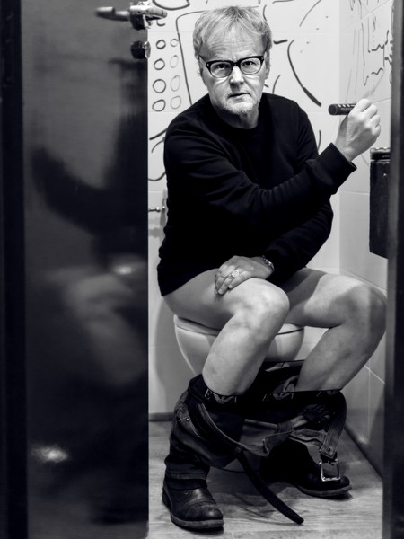 garbade,Pablo F. Juarez,cafe belen,21%,naked,wc,drawing