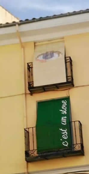 Arte rural,pintamonos,burgo de Osma, persianas,street art.Jesus Barrios,Blanca Martinez